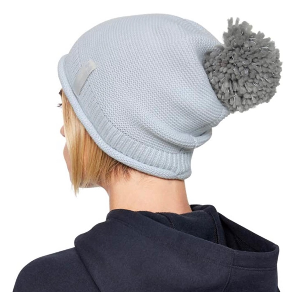 Winter Under Armour hat NWT 💕💕